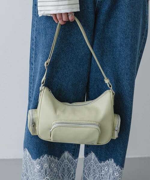 SENSE OF PLACE by URBAN RESEARCH（センスオブプレイスバイアーバンリサーチ）の「3Pポケットバッグ（ショルダーバッグ・レディース・BLACK/IVORY/Y.BEIGE・One）」の3枚目の写真