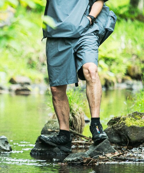 URBAN RESEARCH(アーバンリサーチ)の「『撥水/防水』Sympatex別注ShortPants(その他パンツ・メンズ・CHARCOAL/BLACK・M/L)」の22枚目の写真