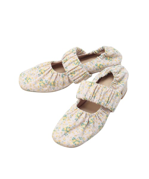 merry jenny（メリージェニー）の「ギャザーバンドシューズ（パンプス・レディース・オフホワイト/ピンク・M/L）」の6枚目の写真