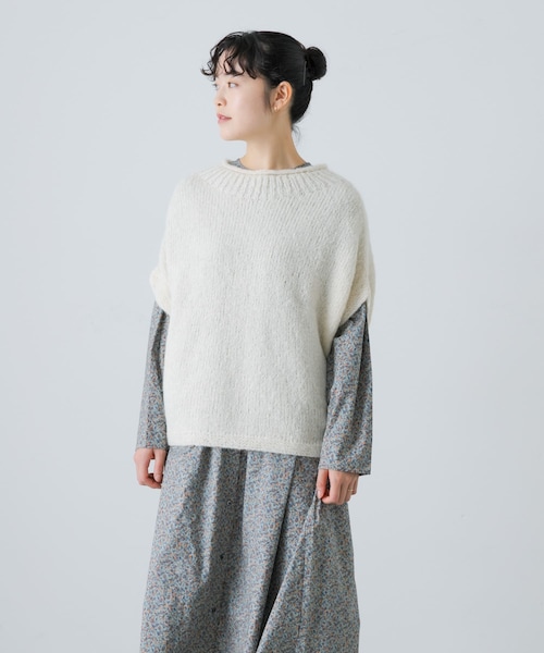 新品タグ付き　かぐれ　アルパカ混ワイドニットベスト　アーバンリサーチドアーズ かぐれ ファッション 新品タグ付き かぐれ アルパカ混ワイドニット