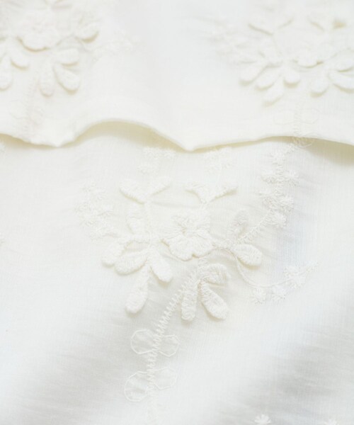 VIS（ビス）の「立体フラワービスチェ（キャミソール・レディース・ブラック/ホワイト・F）」の9枚目の写真