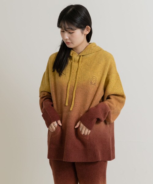 THE GOODLAND MARKET（ザグッドランドマーケット）の「Abode of Snow　Yeti Sweat Hoodie（ニット/セーター・レディース・Orange/Yello・2）」の4枚目の写真