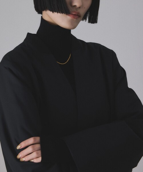 ADAM ET ROPE'（アダムエロペ）の「LIMONTAノーカラーダウンジャケット（ダウンジャケット/コート・レディース・ブラック/カーキ・F）」の15枚目の写真