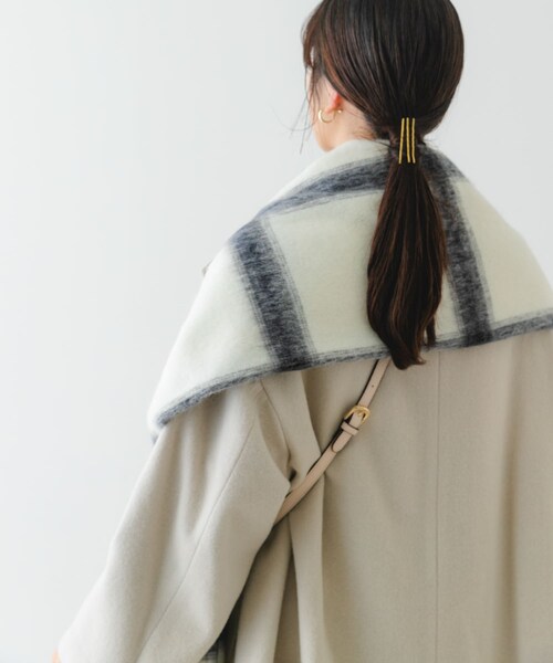 RODE SKO（ロデスコ）の「ASAUCE MELER　アルパカループシャギーストール（ストール/ショール・レディース・Navy.G×Ec/Ecru×D.Nv・one）」の7枚目の写真