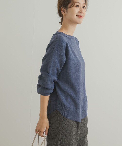 URBAN RESEARCH DOORS（アーバンリサーチドアーズ）の「コットンウールボートネックニット（ニット/セーター・レディース・BLUE/CHARCOAL/GOLD・Free）」の18枚目の写真