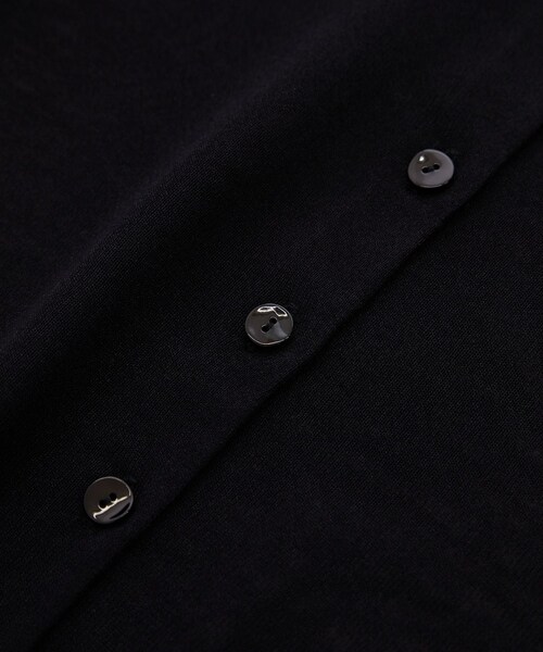 ROPE'(ロペ)の「【洗える】LEVITAクルーネックシアーカーディガン(カーディガン/ボレロ・レディース・ブラック/ベージュ系・F)」の14枚目の写真