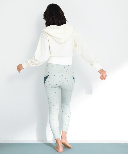 URBAN RESEARCH Sonny Label（アーバンリサーチサニーレーベル）の「SLAB　Short Zip Parka（パーカー・レディース・オフ/オートミール/杢グレー・FREE）」の10枚目の写真