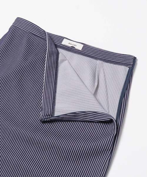 URBAN RESEARCH ROSSO（アーバンリサーチロッソ）の「d'un a dix　ストライプタイト∴（スカート・レディース・12 NVY/02 WHT・36/38）」の5枚目の写真