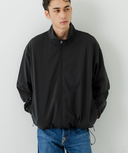 URBAN RESEARCH(アーバンリサーチ)の「NYLON DRY STRETCH JACKET(テーラードジャケット・メンズ・BLACK/BURGUNDY・M/L)」の4枚目の写真
