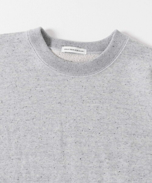 URBAN RESEARCH DOORS(アーバンリサーチドアーズ)の「commpost 反毛裏毛クルーネックスウェット(スウェット・メンズ・TOP GRAY・M/L/XL)」の14枚目の写真