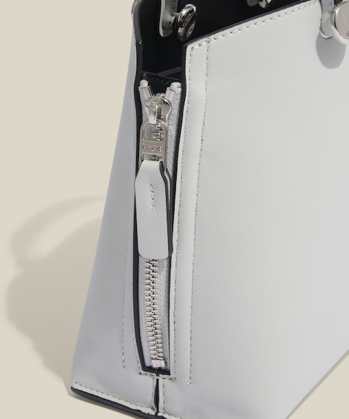 ROPE'（ロペ）の「【E'POR】【数量限定】Y BAG Mini/超軽量・26SS（ハンドバッグ・レディース・ブルー系・F）」の12枚目の写真