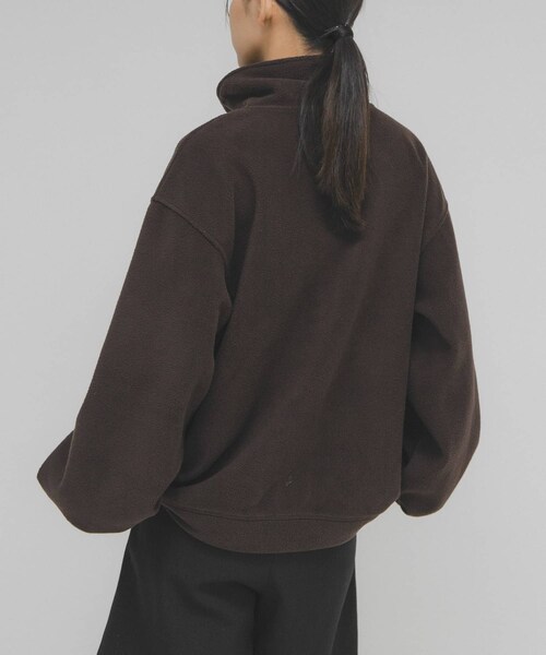 KBF（ケイビーエフ）の「ハーフスナップフリースプルオーバー（その他トップス・レディース・IVORY/D.BROWN・One）」の14枚目の写真