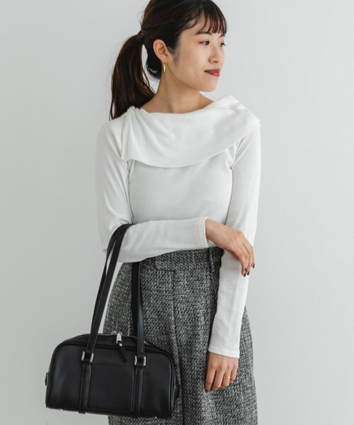 URBAN RESEARCH ROSSO（アーバンリサーチロッソ）の「F by ROSSO　アシメボートネックプルオーバー（Tシャツ/カットソー・レディース・BORDER/OFF WHITE/BLACK・FREE）」の8枚目の写真