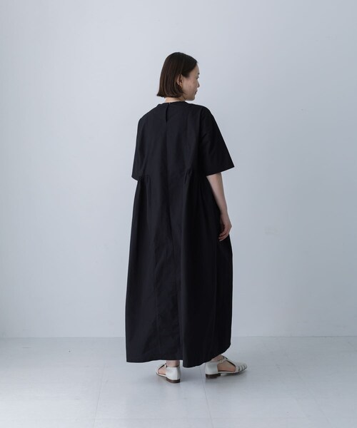 かぐれ（カグレ）の「『2サイズ展開』コットンシルクサイドギャザーワンピース（ワンピース・レディース・BLACK/ROYAL BLUE/BLACK A・0/1）」の6枚目の写真