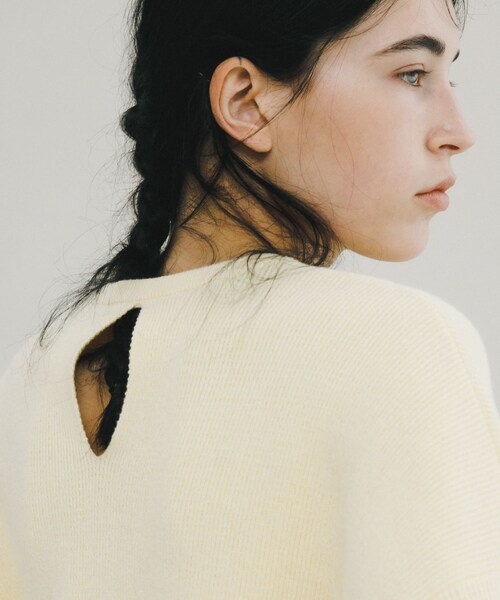 LAATO(ラート)の「crew neck soft knit(ニット/セーター・レディース・バター/ネズミ・Free)」の15枚目の写真