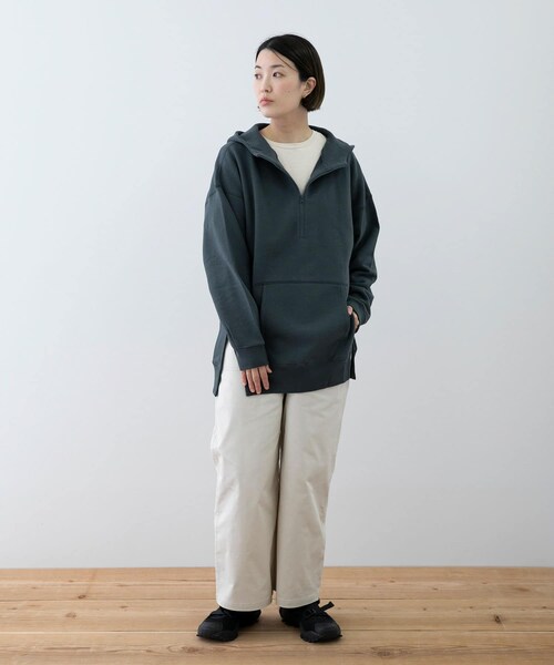 EKAL（エカル）の「EKAL　コハニングライトウエイトフーディー（パーカー・レディース・グレージュ/サーモン/チャコール・one）」の9枚目の写真