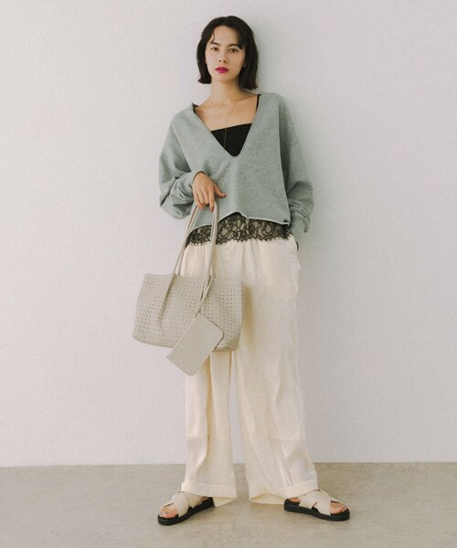 RODE SKO（ロデスコ）の「ポーチ付パンチングミドルトートバッグ（トートバッグ・レディース・IVORY/BROWN・One）」の10枚目の写真