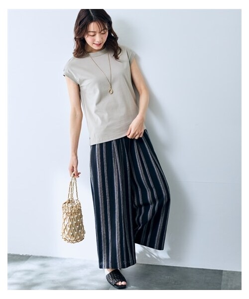 nissen（ニッセン）の「リブ使いフレンチスリーブTシャツ【Otona Purete】（Tシャツ/カットソー・レディース・オフホワイト/グレー・M/L/LL/3L）」の6枚目の写真