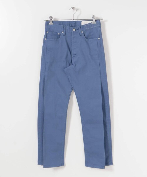URBAN RESEARCH（アーバンリサーチ）の「KURO　BIG TUCK FLARE DENIM（デニムパンツ・レディース・NAVY/IVORY/BLUE・25/26/27）」の3枚目の写真