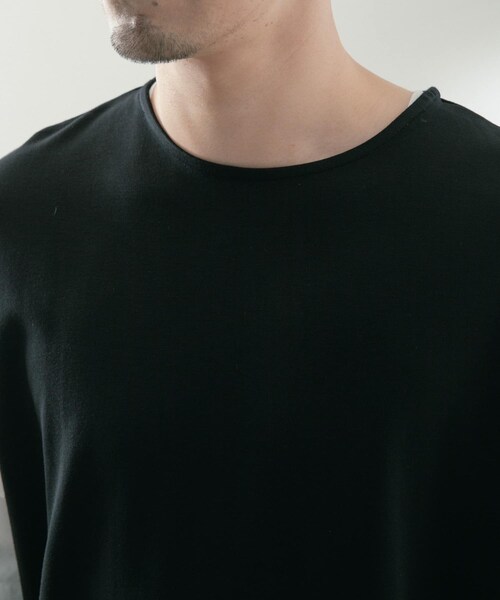 ITEMS URBANRESEARCH（アイテムズ アーバンリサーチ）の「布帛切替レイヤードクルーネックトップス（Tシャツ/カットソー・メンズ・BLK/BEG/MTD/GRY・M/L）」の16枚目の写真