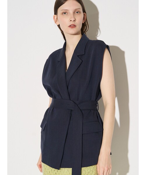 ELENDEEK(エレンディーク)の「BELTED TAILORED GILET(ベスト・レディース・アイボリー/ネイビー・F)」の8枚目の写真