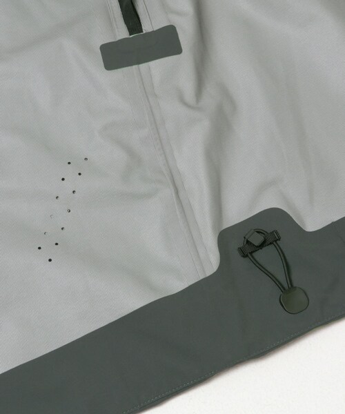 URBAN RESEARCH(アーバンリサーチ)の「『別注』Descente×URBAN RESEARCH CREAS(マウンテンパーカー・メンズ・CHARCOAL・M/L/O/XO)」の8枚目の写真