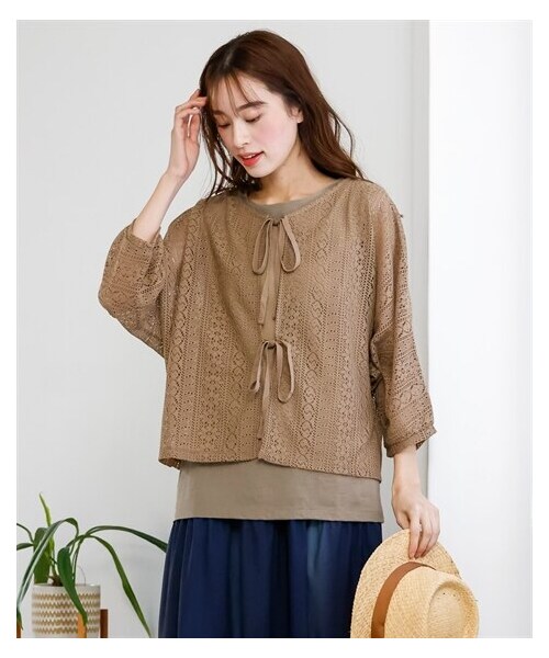 nissen（ニッセン）の「大きいサイズ　２点セット（７分袖レースゆるカーディガン＋タンクトップ）（カーディガン/ボレロ・レディース・オフホワイト/黒/ピーナッツ/ダスティブルー・L/LL/3L/4L/5L/6L/8L/10L）」の21枚目の写真