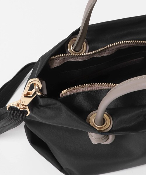URBAN RESEARCH ROSSO（アーバンリサーチロッソ）の「『一部別注カラー』VIOLA d’ORO　BIANCA　XS（トートバッグ・レディース・BLKBLK/TAUPEBLK/BLKTAUPE/別注BRNNVY・XS）」の7枚目の写真