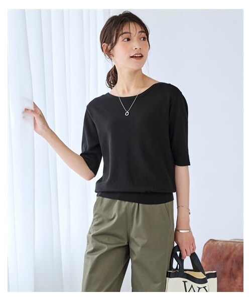 nissen（ニッセン）の「大きいサイズ ［優しい肌触りのド定番シリーズ］５分袖ニット（アンサンブル可）（ニット/セーター・レディース・シーグリーン/フューシャピンク/モカ/黒/ダークグリーン・L/LL/3L/4L/5L/6L/8L/10L）」の9枚目の写真