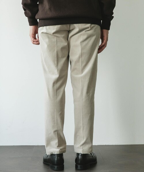 URBAN RESEARCH DOORS（アーバンリサーチドアーズ）の「『UR TECH』コーデュロイトラウザー（その他パンツ・メンズ・OFF/BROWN/CHARCOAL/NAVY・S/M/L/XL）」の6枚目の写真
