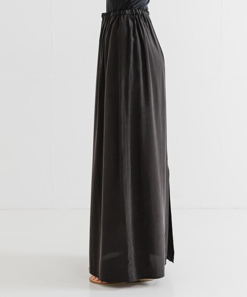 URBAN RESEARCH（アーバンリサーチ）の「キュプラレーヨンギャザーIラインスカート（スカート・レディース・BROWN/BEIGE・36/38）」の20枚目の写真