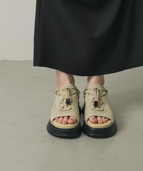 SENSE OF PLACE by URBAN RESEARCH(センスオブプレイスバイアーバンリサーチ)の「ボリュームソールドロストスポーツサンダル(サンダル・レディース・BLACK/IVORY/BEIGE・S/M/L)」の3枚目の写真