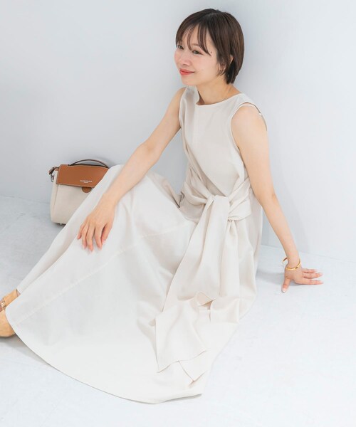URBAN RESEARCH ROSSO（アーバンリサーチロッソ）の「リネン混リボンドレス（ワンピース・レディース・BLACK/VANILLA/GREEN/P/BLUE・Free）」の11枚目の写真