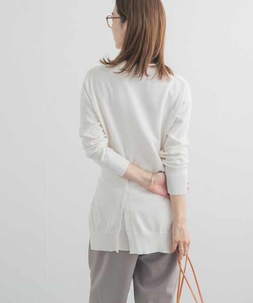 URBAN RESEARCH DOORS（アーバンリサーチドアーズ）の「オーガニックコットンクルーネックプルオーバー（ニット/セーター・レディース・OFF/YELLOW/BLUE・Free）」の10枚目の写真