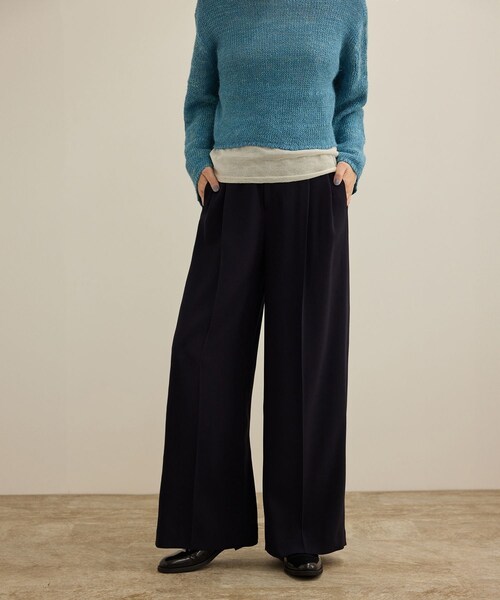 ROPE'（ロペ）の「【洗える・カセット服・新色追加】バックサテンイージーワイドパンツ/お仕事・通勤・セットアップ対応（その他パンツ・レディース・ベージュ/ネイビー/ネイビー系/ブラック・36/38）」の13枚目の写真