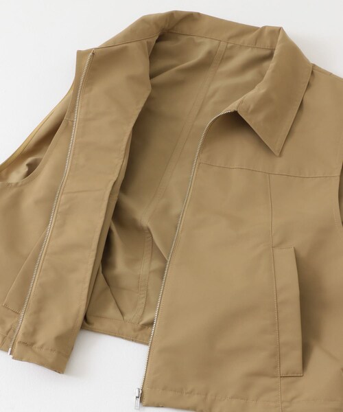 KBF（ケイビーエフ）の「コンパクトバルーンベスト（ベスト・レディース・BLACK/CAMEL・one）」の22枚目の写真