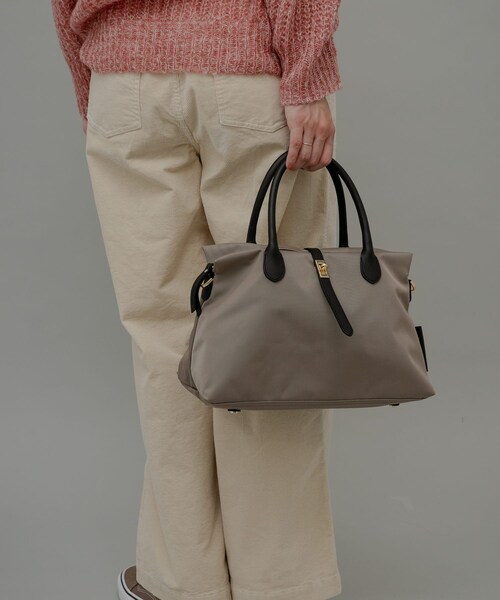 URBAN RESEARCH Sonny Label（アーバンリサーチサニーレーベル）の「VIOLAd’ORO　BIANCA V-2251（トートバッグ・レディース・black/taupe・one）」の2枚目の写真