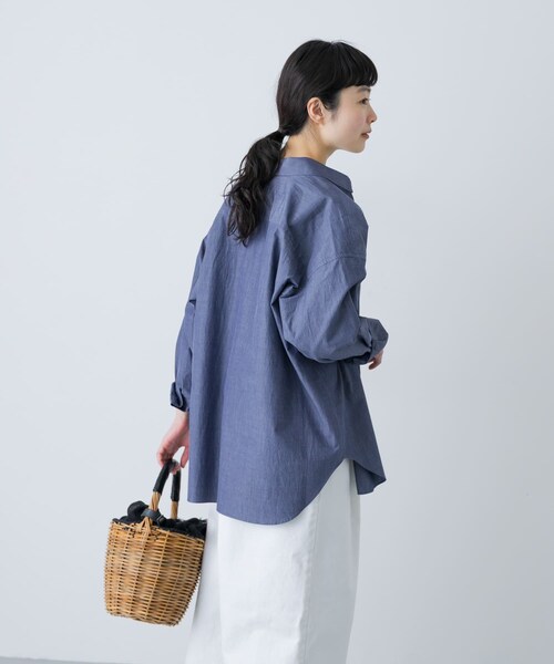 かぐれ（カグレ）の「ハイツイストコットンレギュラーシャツ（シャツ/ブラウス・レディース・BLUE/NAVY・Free）」の19枚目の写真
