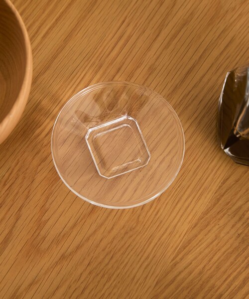 URBAN RESEARCH DOORS(アーバンリサーチドアーズ)の「岩澤硝子 江戸前醤油皿 丸(食器・メンズ・Clear・-)」の3枚目の写真