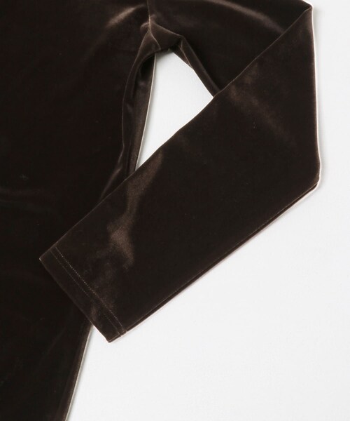 URBAN RESEARCH(アーバンリサーチ)の「ベロアシャツカラーワンピース(ワンピース・レディース・BEIGE/BROWN・FREE)」の15枚目の写真