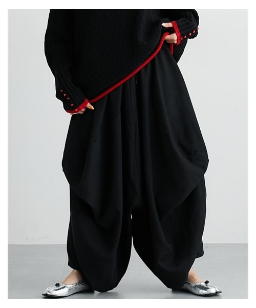 nissen（ニッセン）の「ツイル起毛ゆったりサイズ変形タックサルエルパンツ　［Soiunique］（パンツ・レディース・ブラック/チャコール/カーキ・1(M~L)/2(L~LL)/M/L）」の10枚目の写真