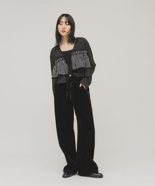 KBF（ケイビーエフ）の「フリルレイヤードブラウス（シャツ/ブラウス・レディース・IVORY/NAVY×IVO/BLACK・One）」の17枚目の写真