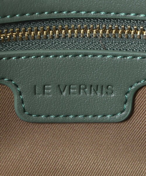 URBAN RESEARCH ROSSO（アーバンリサーチロッソ）の「LE VERNIS　Eyelet wide boston（ボストンバッグ・レディース・オリーブ/モカ/ブラック・-）」の15枚目の写真