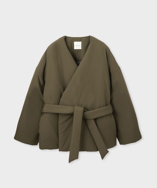 ROPE'（ロペ）の「【一部店舗限定】【REALM（レルム）】NYLON PUFFY SHORT COAT｜コート（ナイロンジャケット・レディース・ブラック/カーキ・38）」の17枚目の写真