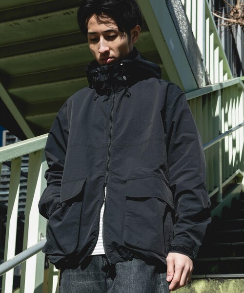 URBAN RESEARCH DOORS(アーバンリサーチドアーズ)の「『別注』Snow Peak Apparel×DOORS NYLON WASHER PARKA(マウンテンパーカー・メンズ・GREIGE/CHARCOAL/BLACK・M/L/XL)」の16枚目の写真