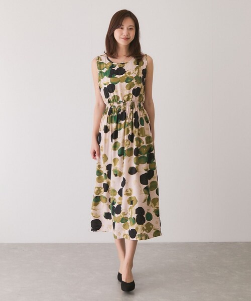 Jayro（ジャイロ）の「アソート柄シャーリングワンピース（ワンピース・レディース・ブラック系/グリーン/ネイビー系・38）」の14枚目の写真