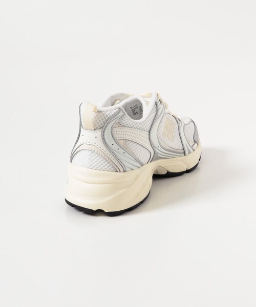 URBAN RESEARCH DOORS（アーバンリサーチドアーズ）の「NEW BALANCE　U530（スニーカー・レディース・SL/LINEN・23.5/24/24.5）」の5枚目の写真