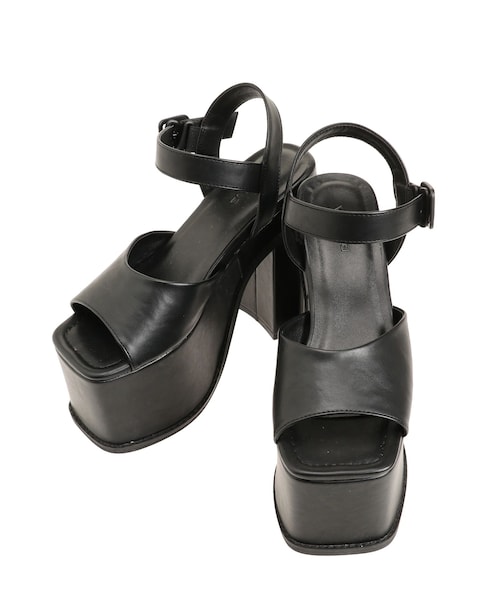 EMODA（エモダ）の「スキンラインバルキーサンダル（サンダル・レディース・アイボリー/ブラック・S/M/L）」の5枚目の写真