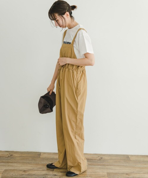 ITEMS URBANRESEARCH(アイテムズ アーバンリサーチ)の「ナイロンサロペット(サロペット/オーバーオール・レディース・BLK/BEG・FREE)」の11枚目の写真