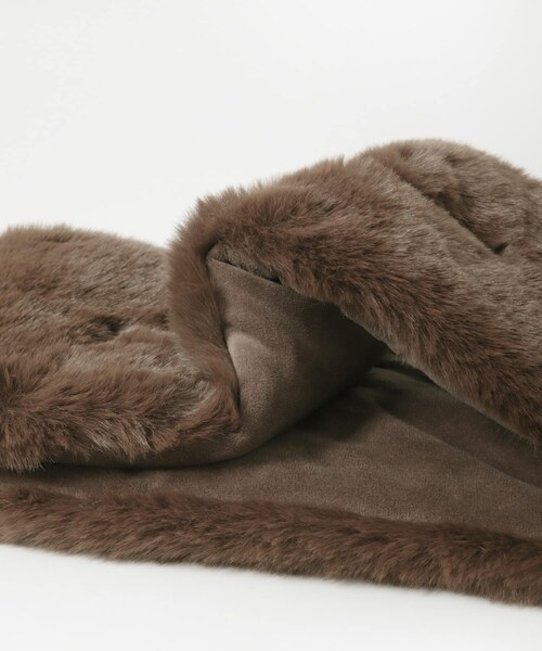 SENSE OF PLACE by URBAN RESEARCH(センスオブプレイスバイアーバンリサーチ)の「ボリュームエコファーティペット(マフラー・レディース・BROWN/MOCHA/BEIGE・one)」の15枚目の写真